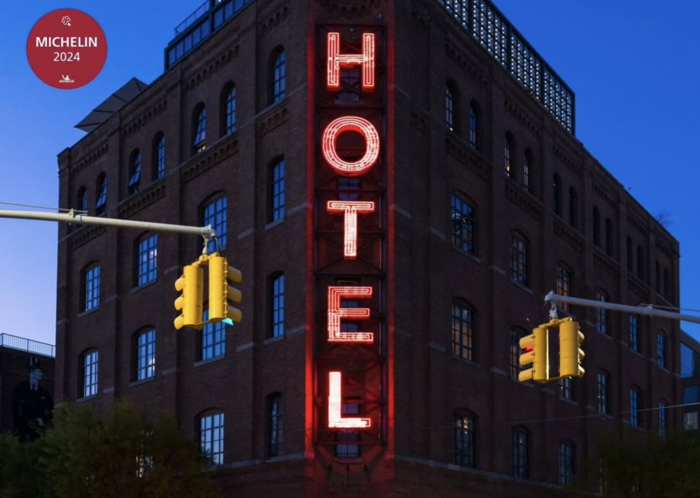 Captura-de-pantalla-2024-12-03-a-las-2.29.09 p.m-1000x711 - Wythe Hotel, el hotel boutique en Brooklyn con una llave Michelin